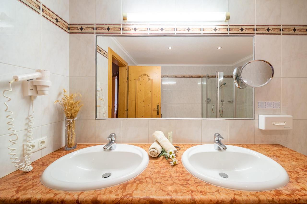 Biohotel Rastbichlhof Neustift im Stubaital Ngoại thất bức ảnh