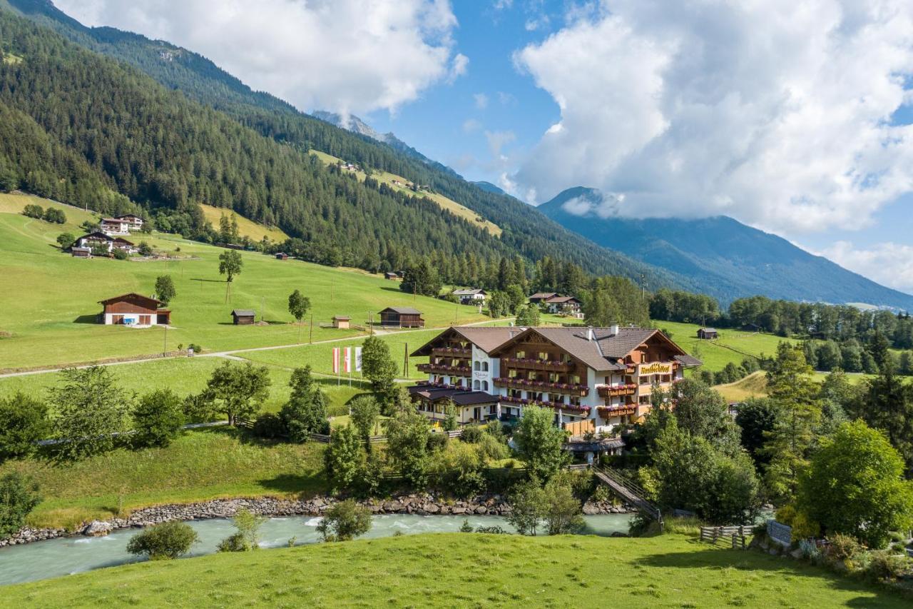 Biohotel Rastbichlhof Neustift im Stubaital Ngoại thất bức ảnh